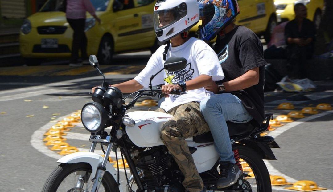 En Popayán, la Administración Municipal, en consejo de seguridad, decidió prohibir la circulación de parrilleros en motocicletas este 31 de octubre, desde las 4:00 p.m. hasta las 5:00 a.m. del 1 de noviembre.