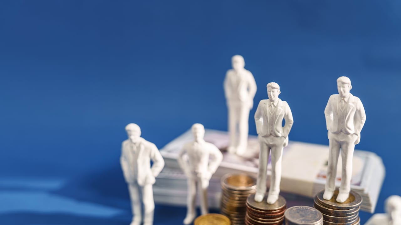 Success in Finance and Investment Business, Investing with Professionals, Leadership, Business Competition Concept, Investing with professionals, Success in financial and investment business, Concept, Investor confidence in the stock market, Conceptual Business Finance growth, The direction of the moves up, Business Competition Concept, Business ideas continue to