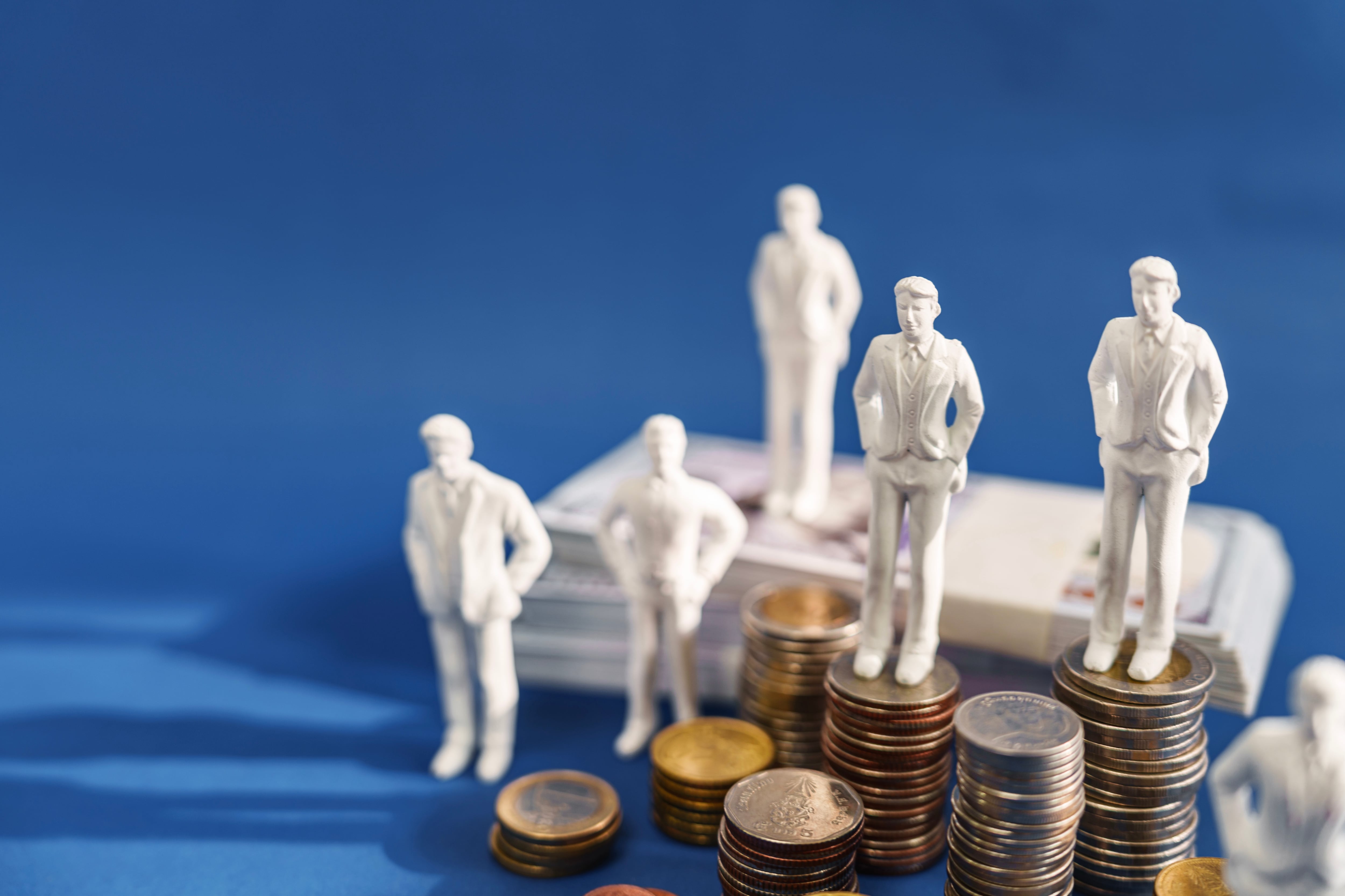 Success in Finance and Investment Business, Investing with Professionals, Leadership, Business Competition Concept, Investing with professionals, Success in financial and investment business, Concept, Investor confidence in the stock market, Conceptual Business Finance growth, The direction of the moves up, Business Competition Concept, Business ideas continue to