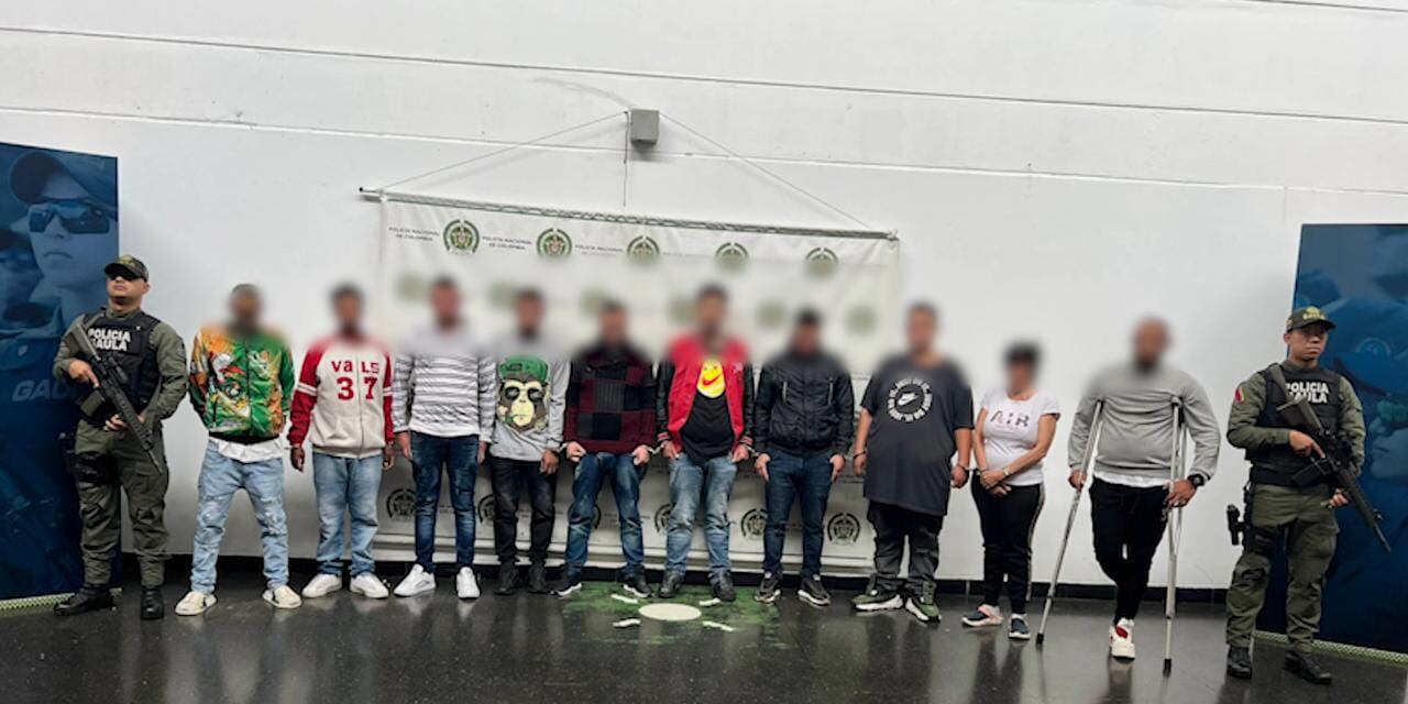 Capturados por presunta extorsión en el centro de Medellín.