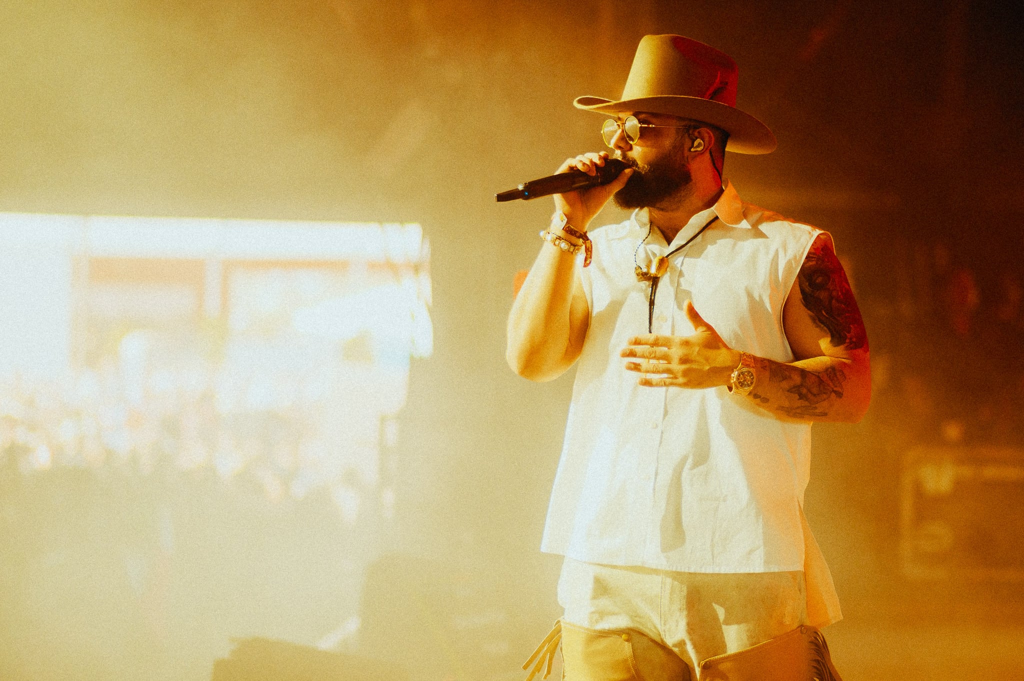 Carin León será el primer artista latino es presentarse en La Esfera de Las Vegas