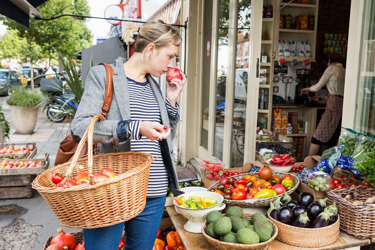 Incluir las frutas en un plan de alimentación es importante para la salud del cuerpo.