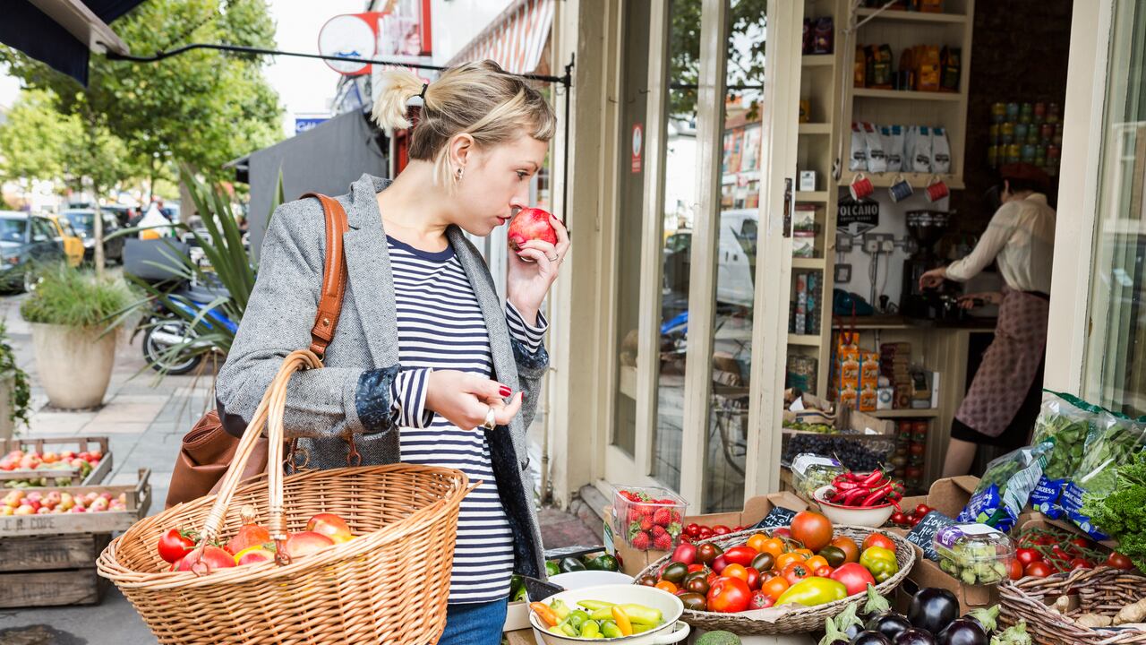 Incluir las frutas en un plan de alimentación es importante para la salud del cuerpo.