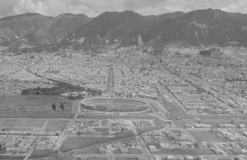 1965. Estado Nemesio Camacho El Campín.