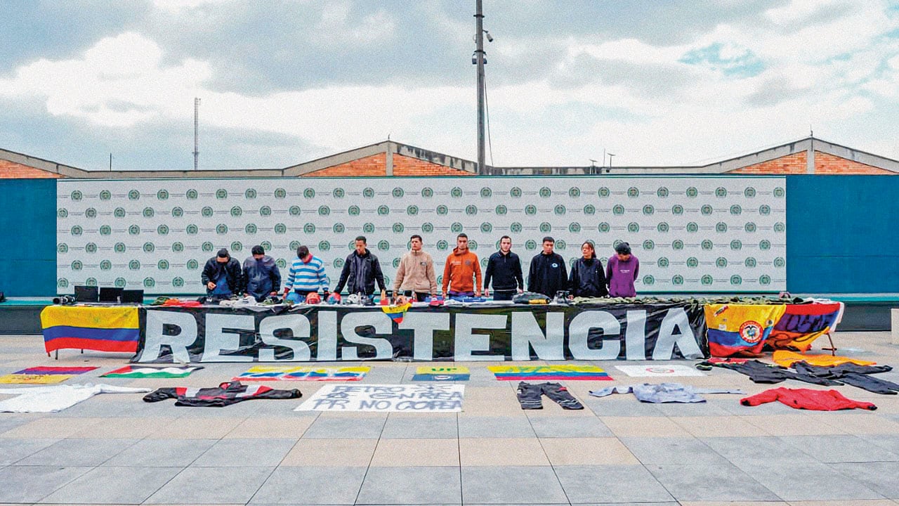 Los señalados fueron recluidos en un centro de detención. Deberán enfrentar cargos por terrorismo.