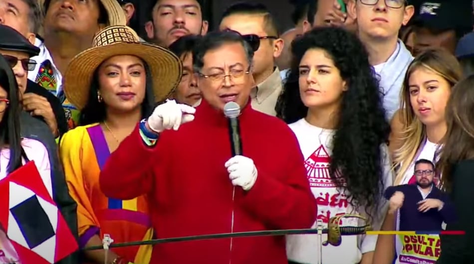 Presidente Gustavo Petro en la Plaza de Bolívar.