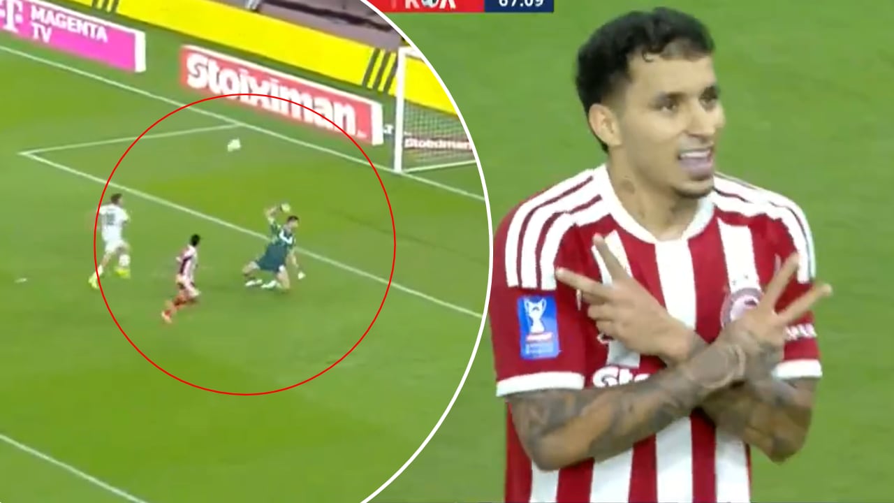 Gustavo Puerta, de vaselina, logró anotar su estreno goleador con Olympiacos.