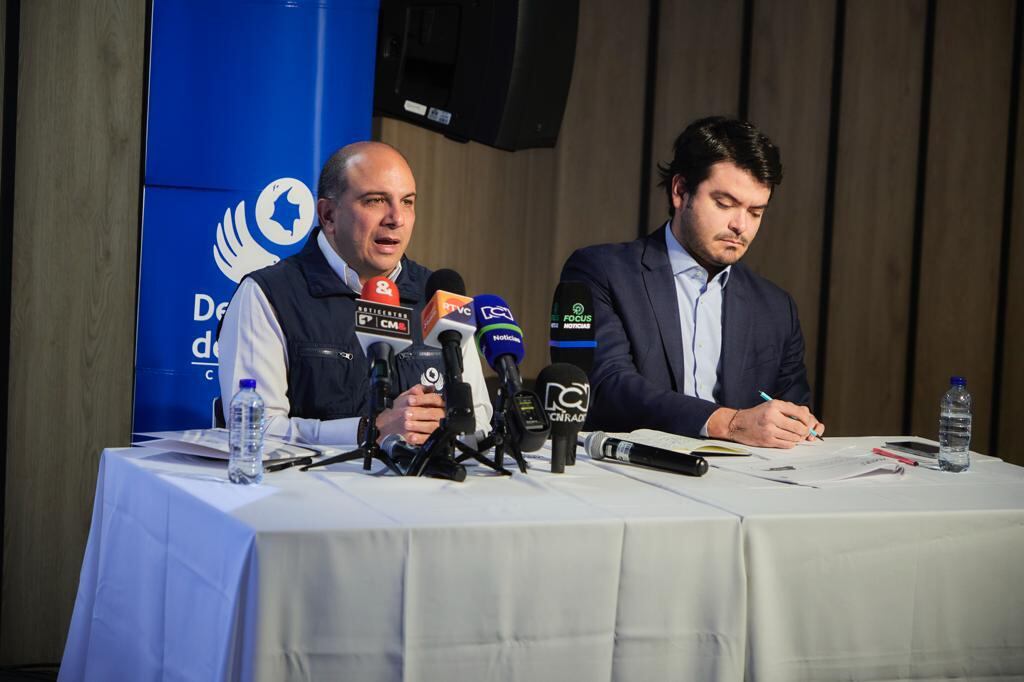 Defensoría del Pueblo advierte que 113 municipios están en alerta máxima por hechos de violencia que podrían afectar elecciones regionales.