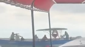 Lancha con turistas se volcó en Santa Marta.