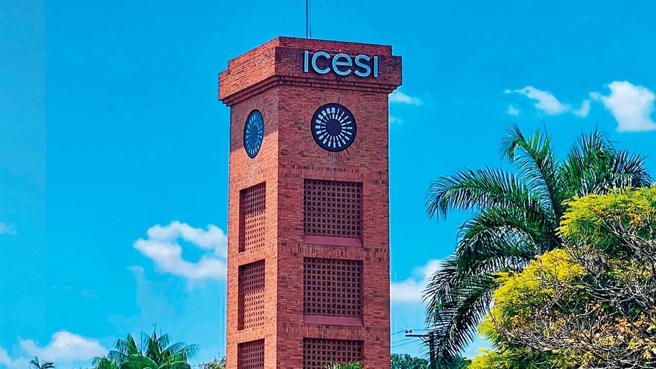 La Universidad Icesi inició en 1979 con 45 estudiantes y dos carreras y hoy tiene 8.300 alumnos y 34 pregrados.