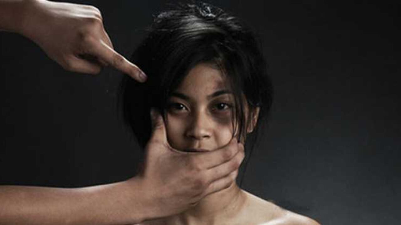 En Colombia, cada 13 minutos una mujer es agredida por su pareja.