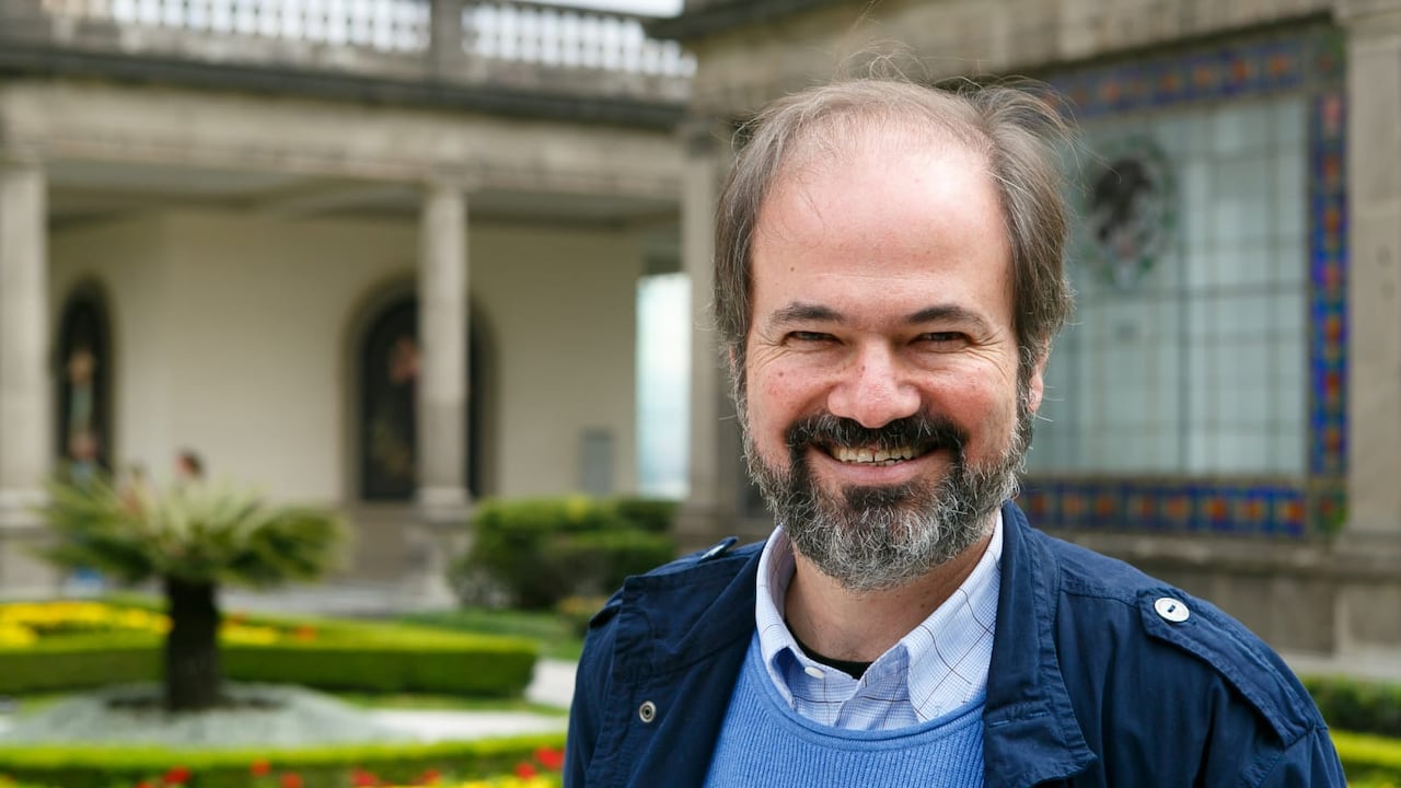 Juan Villoro, reconocido autor mexicano por sus obras sobre fútbol.