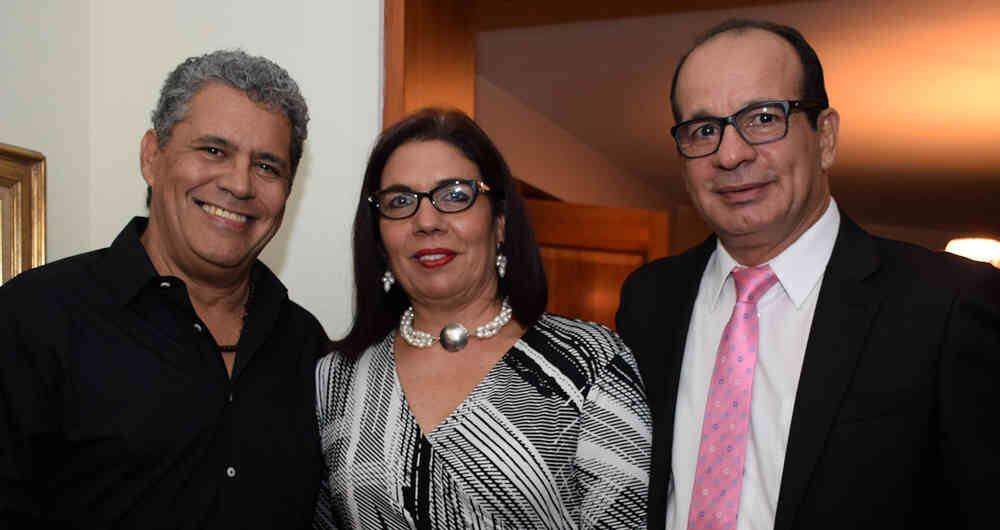 Álvaro Meza, Vivian Baquero y Luis Alberto Baquero.