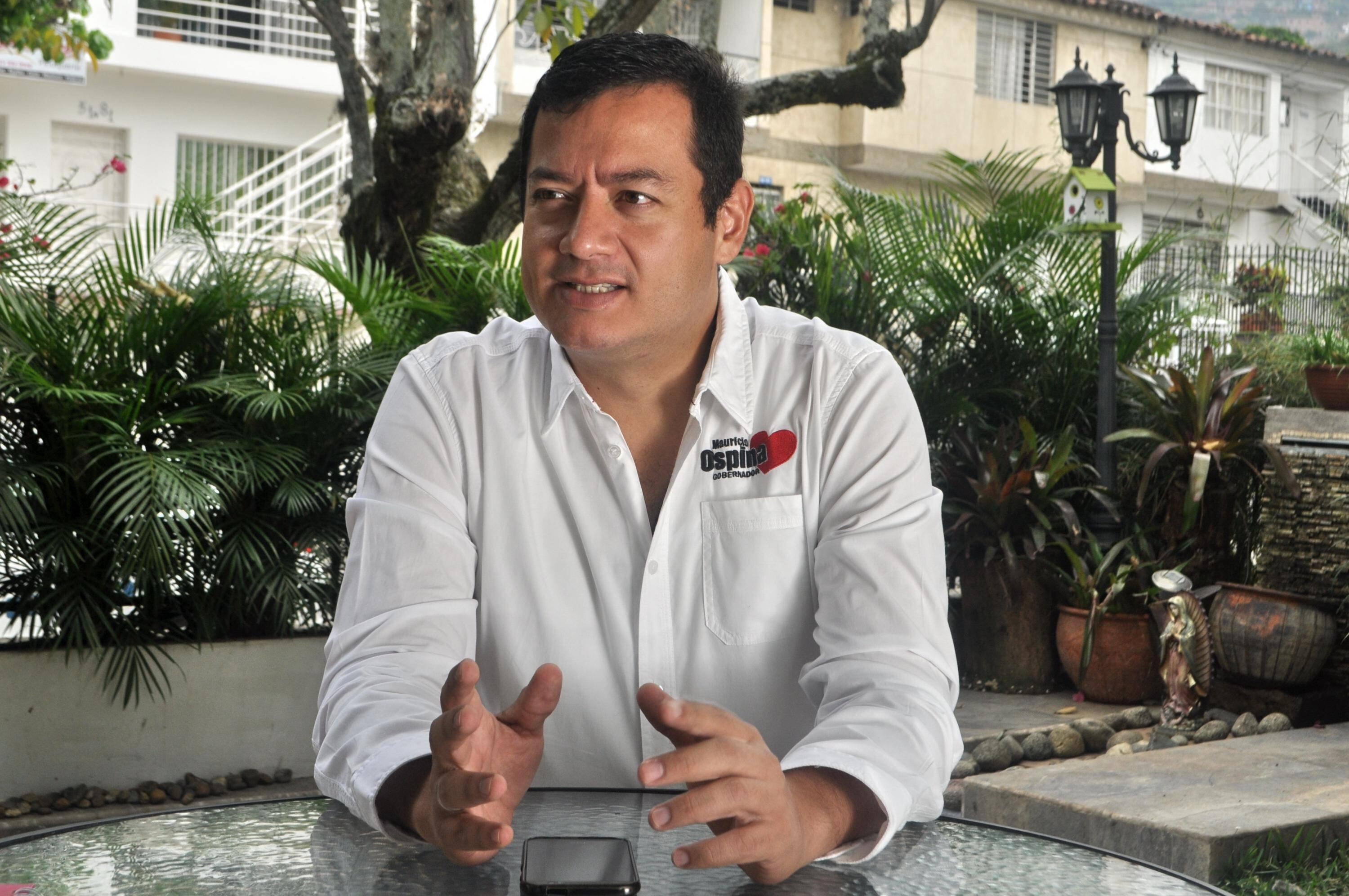 Mauricio Ospina fue senador en el periodo 2010 - 2014. Estuvo adscrito al Polo Democrático, pero luego presentó su renuncia al partido.