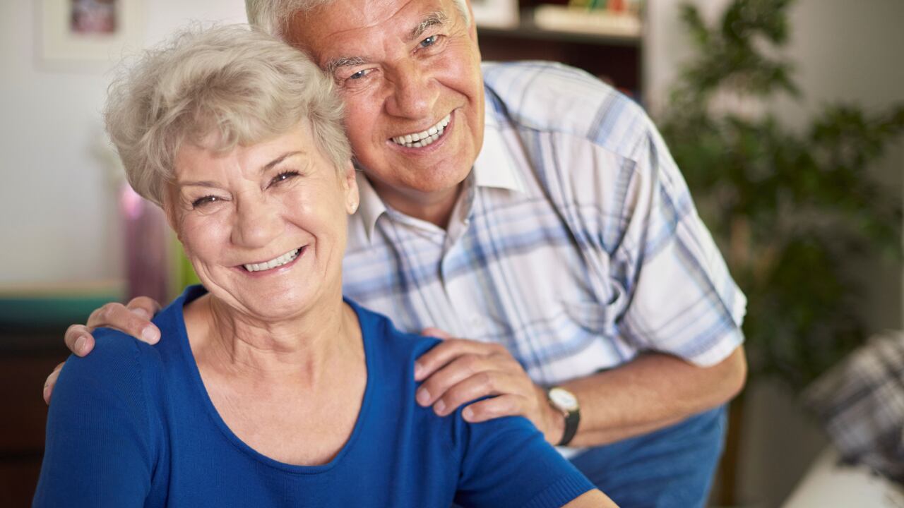 Llega a la edad de 50 años representa dar el paso de la adultez a la tercera edad, lo cual representa en muchas ocasiones sustanciales cambios en el modo de vivir.