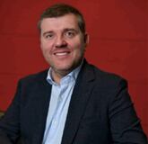 vicepresidente senior de Loyalty & LifeMiles