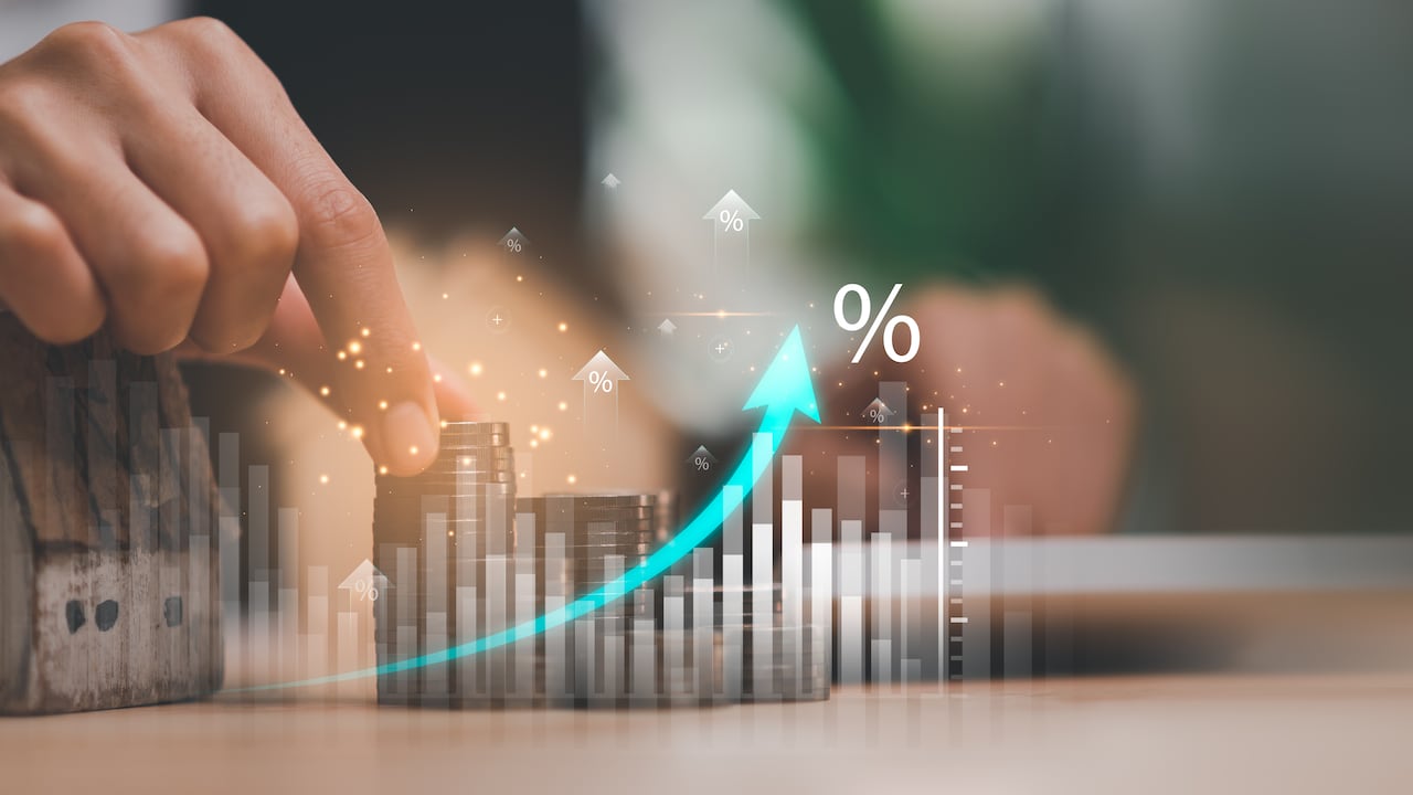 Los FIC son mecanismos de ahorro e inversión manejados por Sociedades Administradoras de Fondos de Inversión Colectiva, Comisionistas de Bolsa y Fiduciarias.