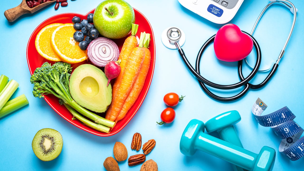 Para evitar enfermedades, mejorar la salud del corazón y librarse de los ataques cardíacos, es aconsejable realizar algunos hábitos positivos en especial.