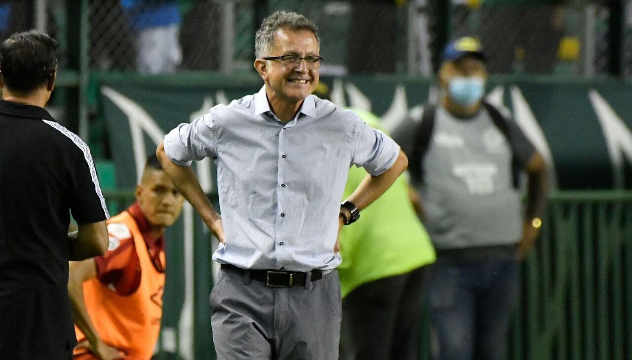 El técnico del América ha sido tanteado por varios equipos del continente.