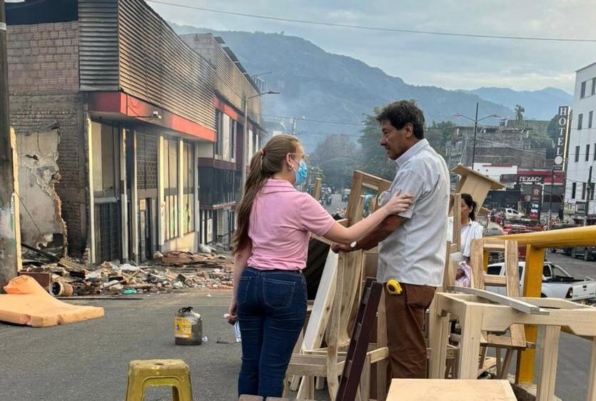 Damnificados del incendio en Ibagué.