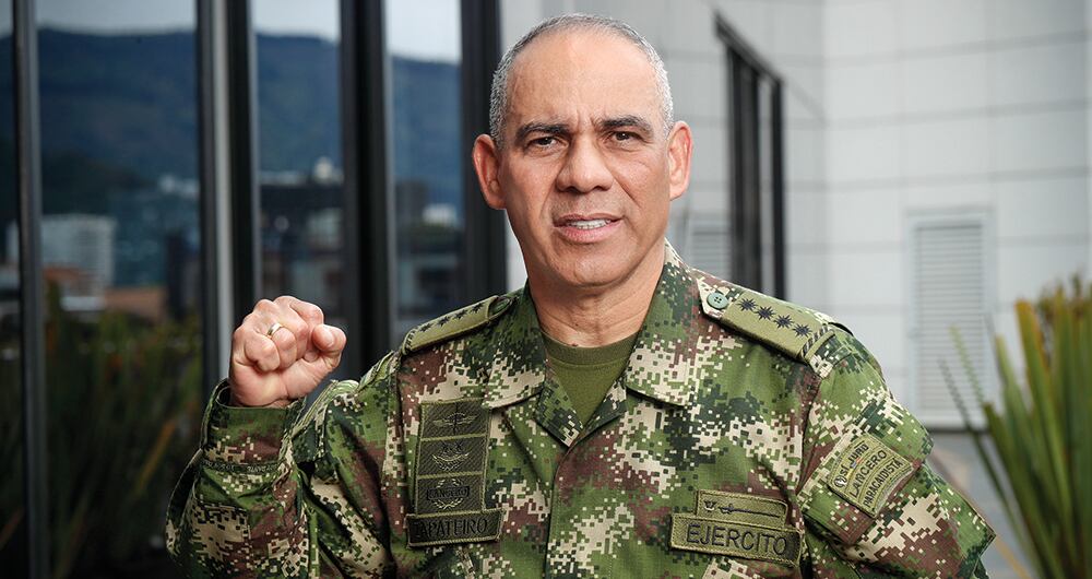 EDUARDO ENRIQUE ZAPATEIRO  Excomandante del Ejército Nacional
