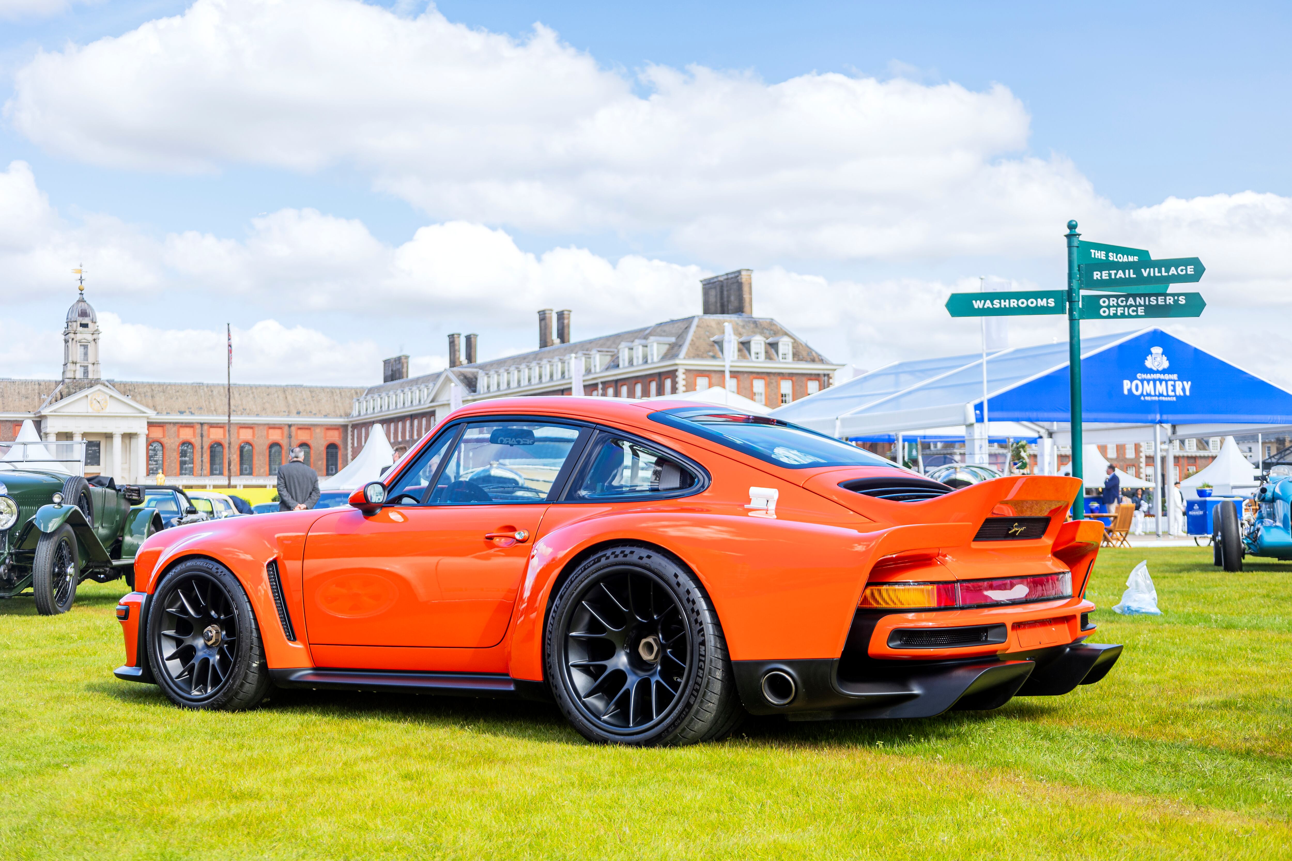 Este es el tercer evento de Salón Privé que se celebra en Londres, y muchos fabricantes presentan sus autos más nuevos.