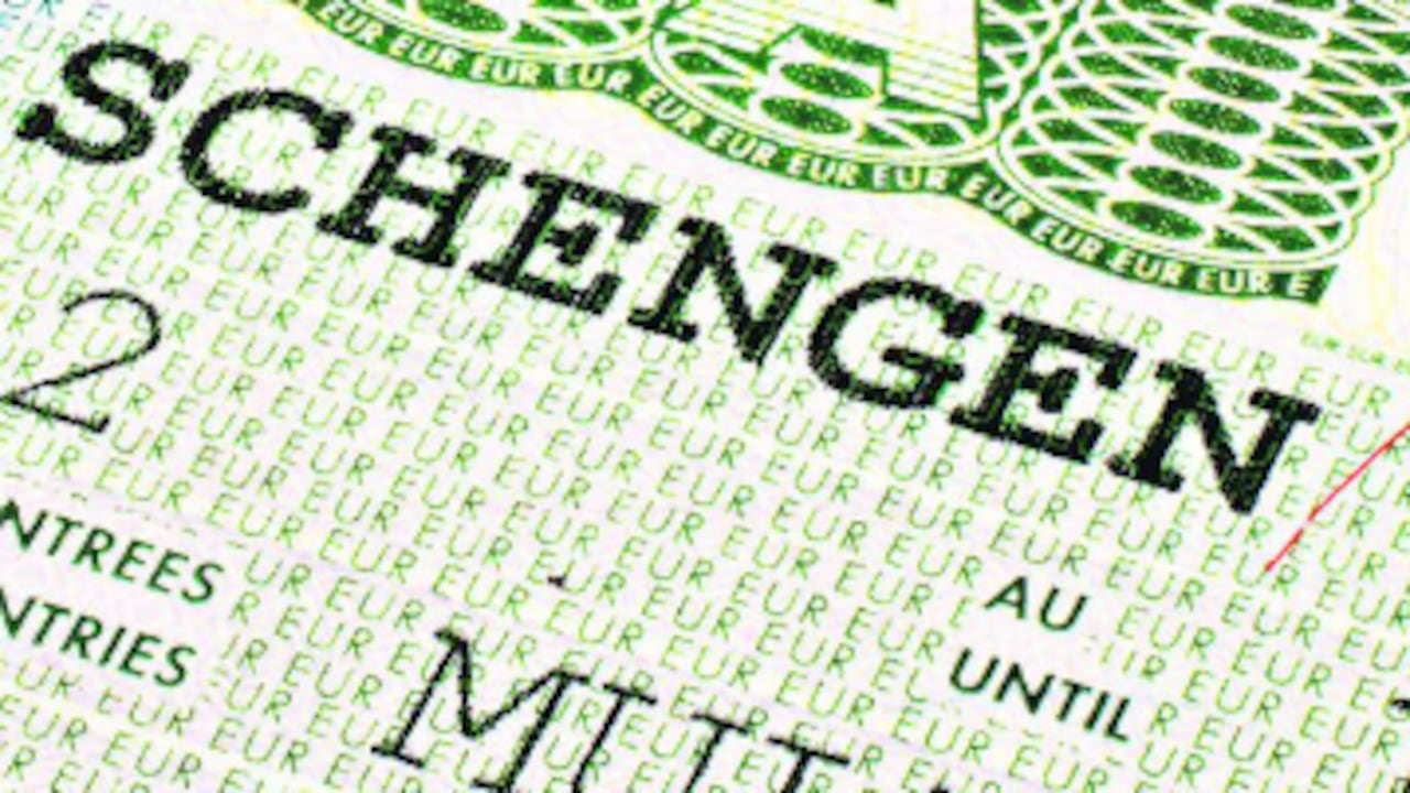 Son 26 países europeos los que integran los Estados Schengen y usted puede acudir a los consulados u embajadas de cada uno de ellos en Bogotá para iniciar el trámite de su Visa.