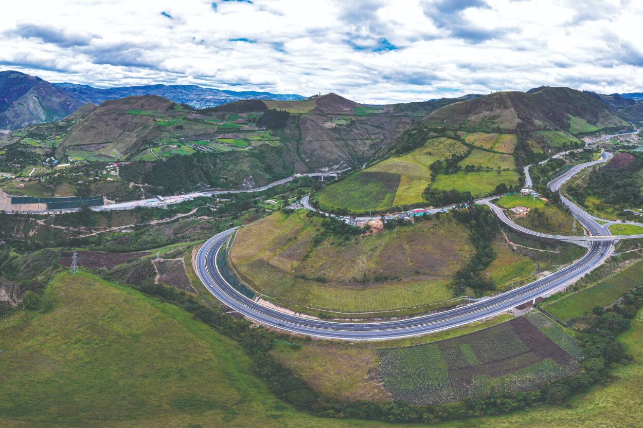La vía Pasto-Rumichaca tiene una longitud total de 85 kilómetros.