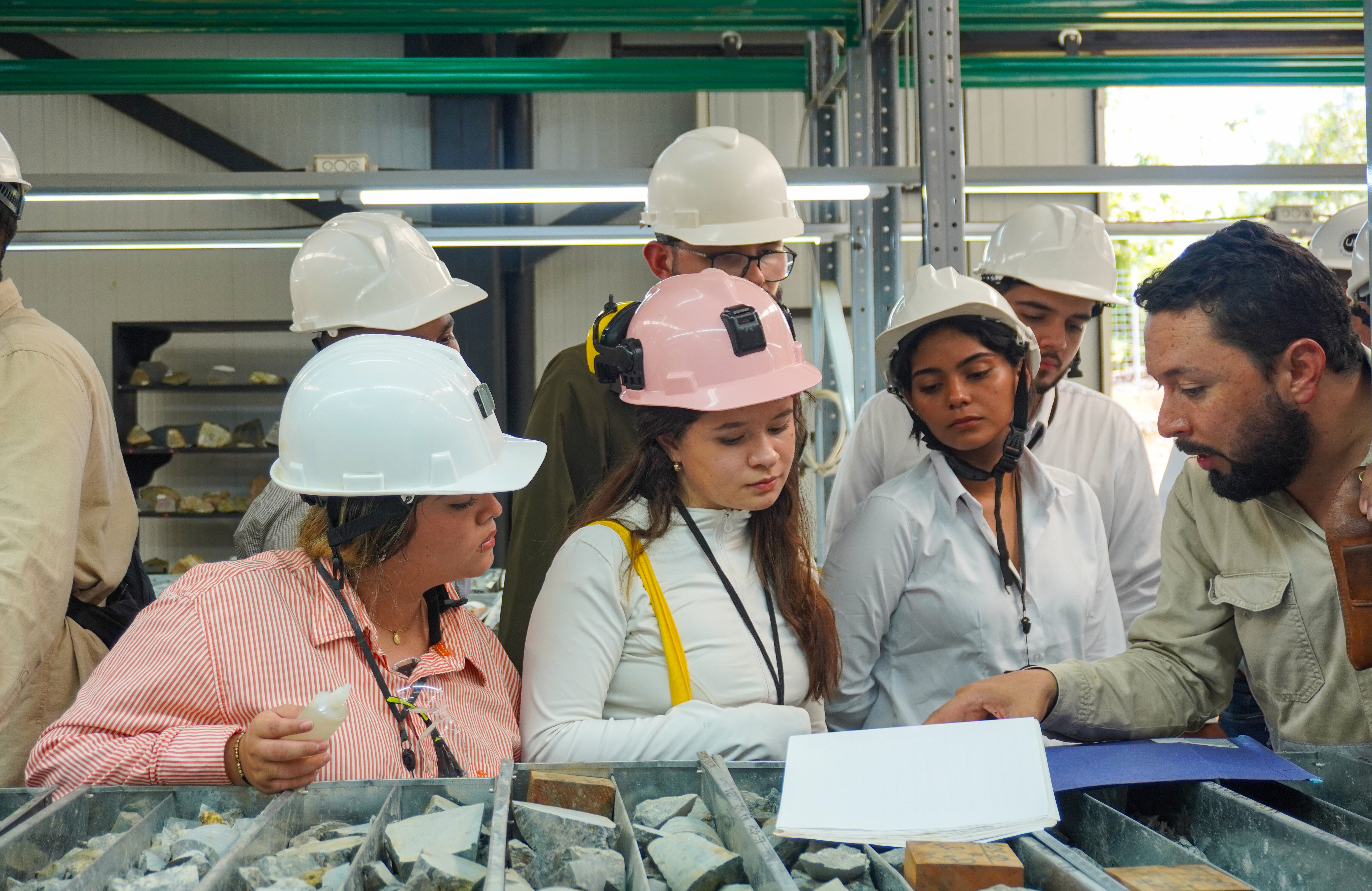 El Alacrán es el proyecto minero de cobre más prometedor para el país.