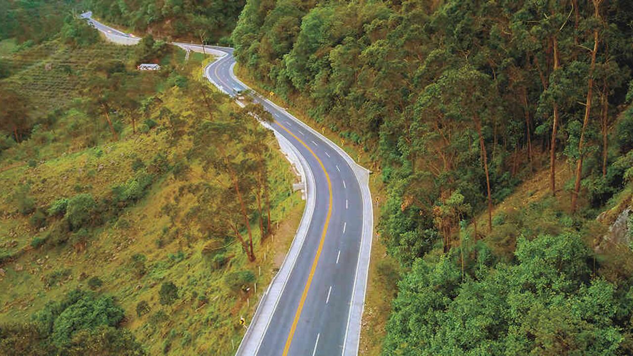Con tres carriles entre Anapoima y Mosquera Devisab mejora la movilidad de esta transitada carretera.