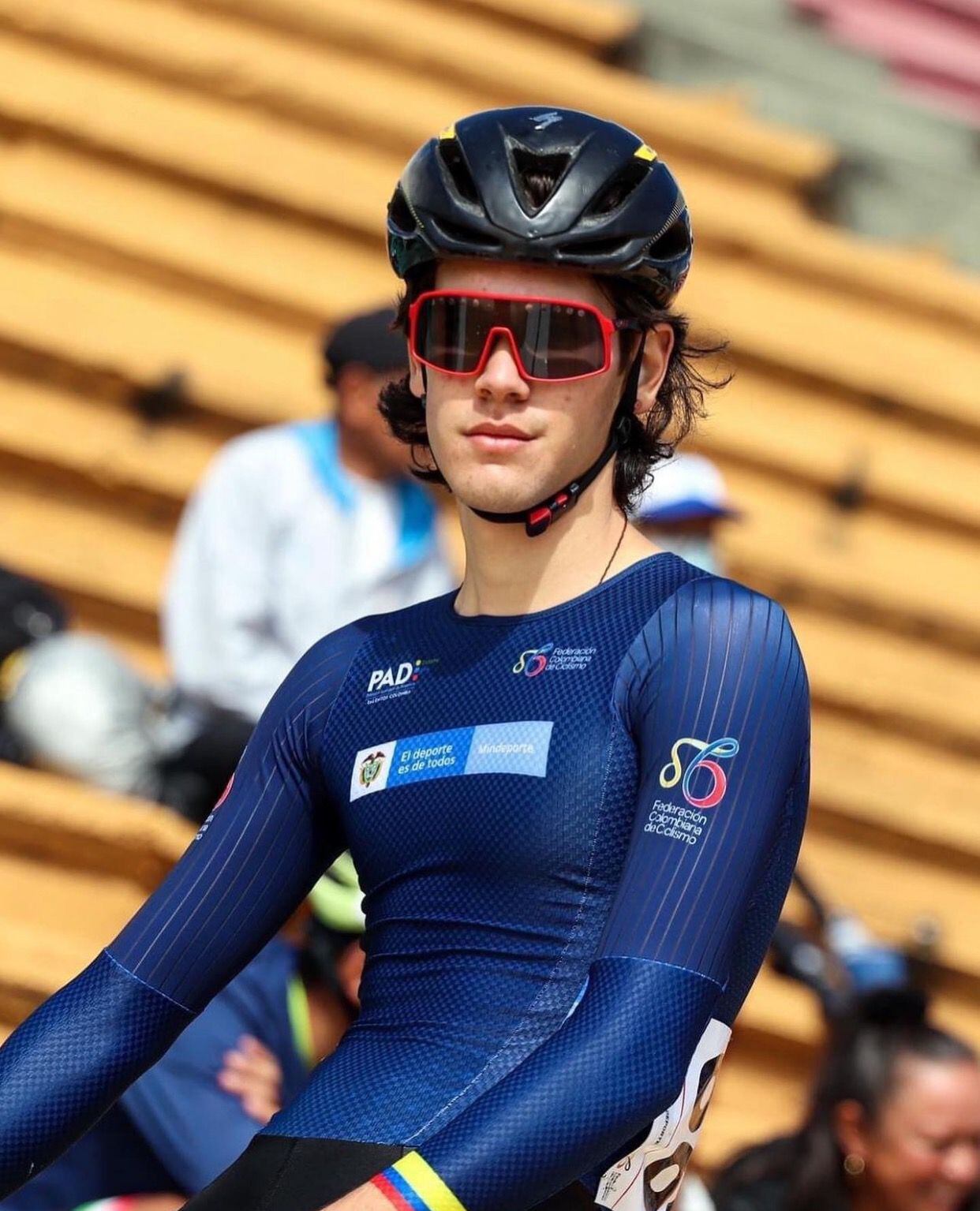 a Jerónimo Jaramillo, integrante
del equipo Itaca - Cobelén que participa dentro de la competencia juvenil.