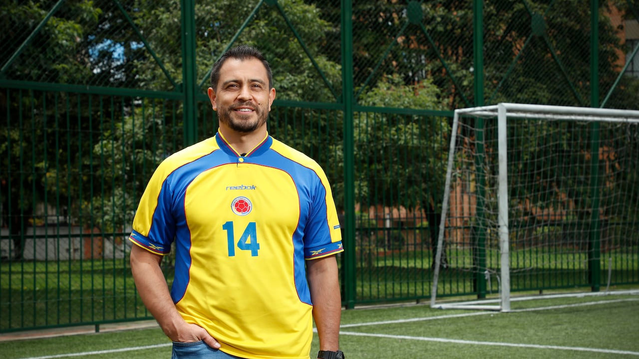 Iván Leonardo López exfutbolista bogotano que jugo como defensa con la seleccion Colombia que gano la Copa America en el 2001
Bogota julio 29 del 2021
Foto Guillermo Torres Reina / Semana