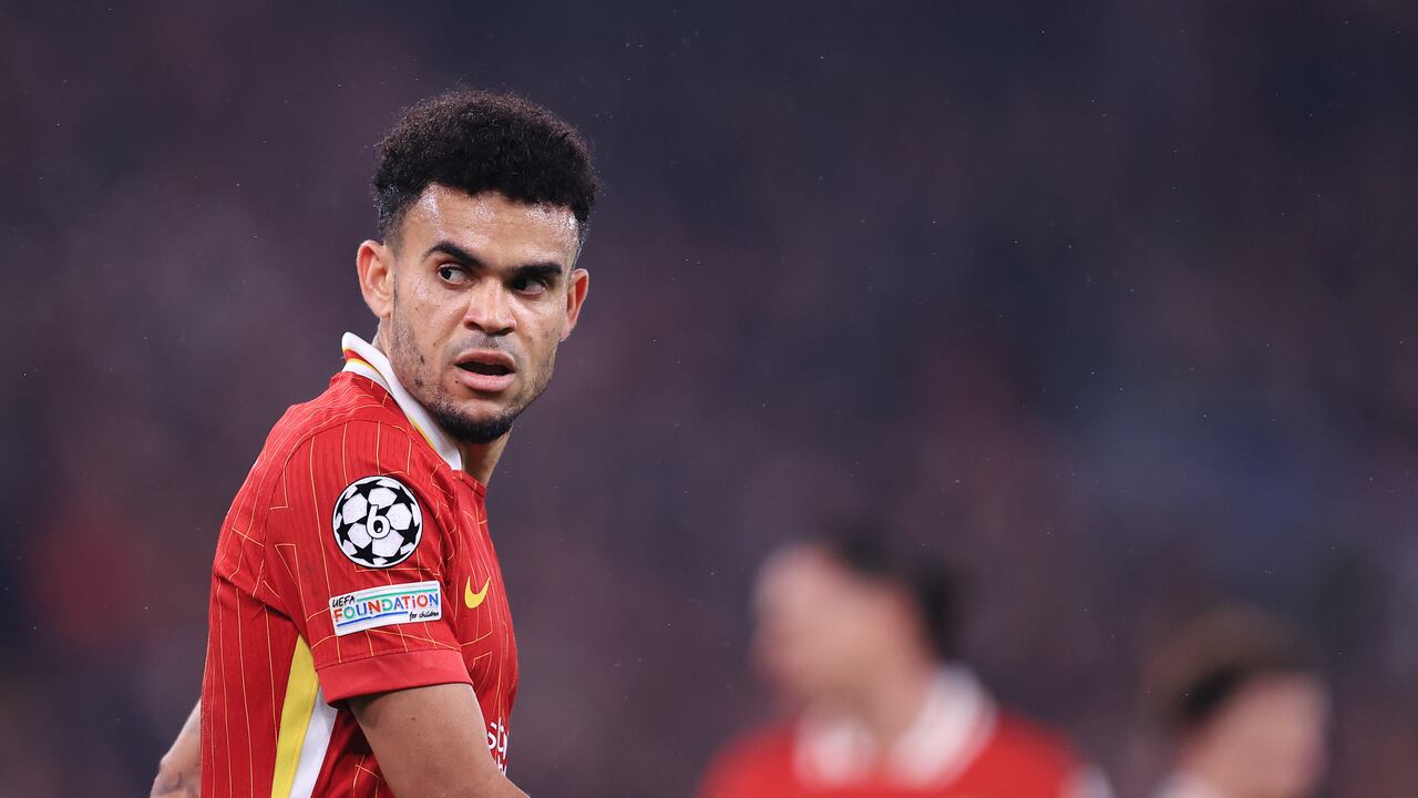 LIVERPOOL, ENGLAND - JANUARY 21: Luis Diaz of Liverpool looks back during the UEFA Champions League 2024/25 League Phase MD7 match between Liverpool FC and LOSC Lille at Anfield on January 21, 2025 in Liverpool, England. (Photo by Simon Stacpoole/Offside/Offside via Getty Images)