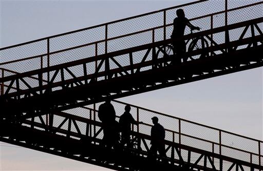 Proyectada inicialmente para albergar alrededor de 500.000 habitantes, la ciudad tiene actualmente más de 2.500.000. Y aunque fue la utopía de una ciudad perfecta, hoy enfrenta problemas de cualquier otra gran ciudad.