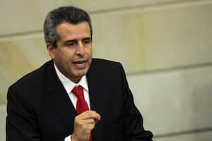 El senador Luis Fernando Velasco.