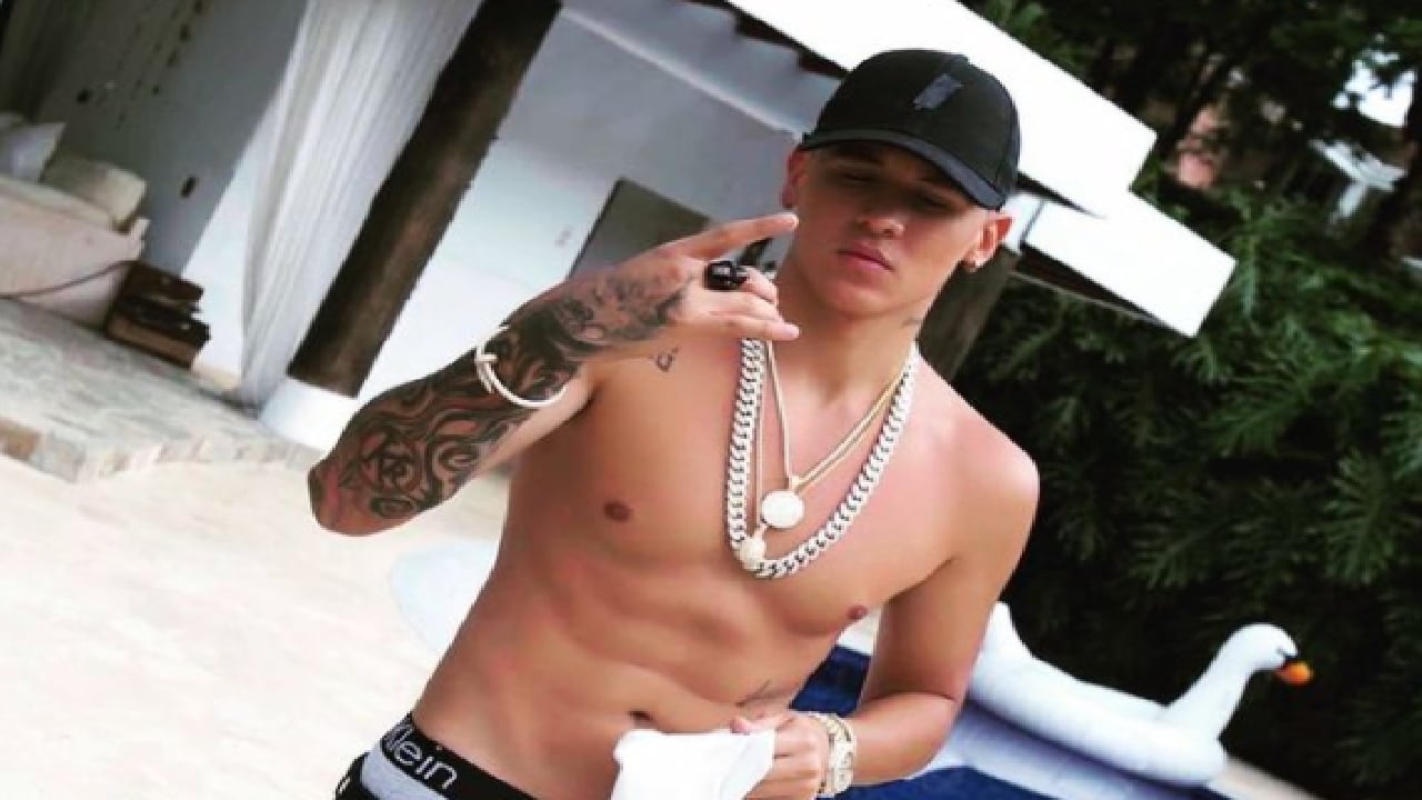 El cantante Kevin Roldán tuvo una nueva polémica al insultar a un fanático. Foto Instagram @kevinroldankr.