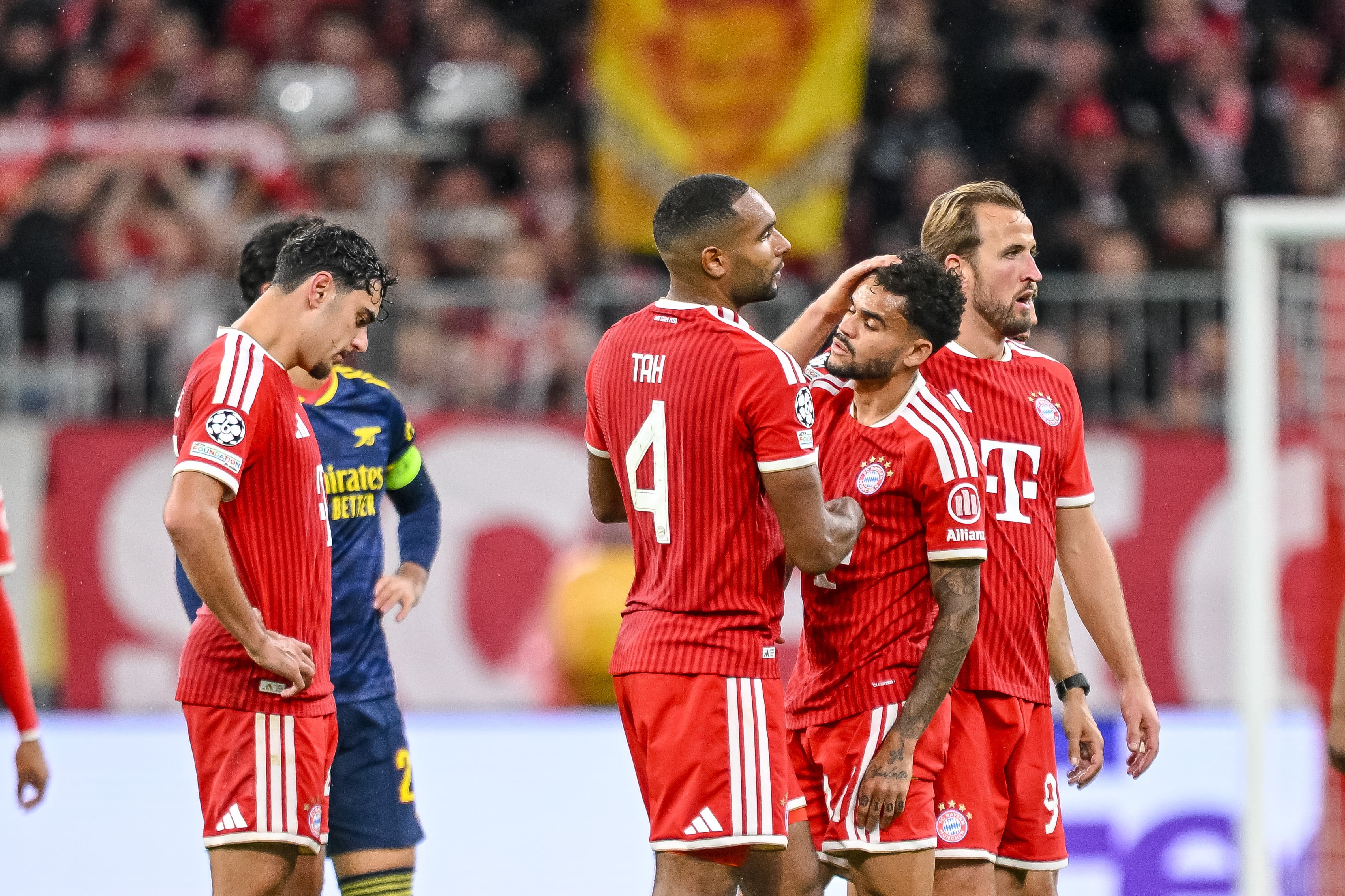 Jugadores del Bayern Múnich contra el Arsenal