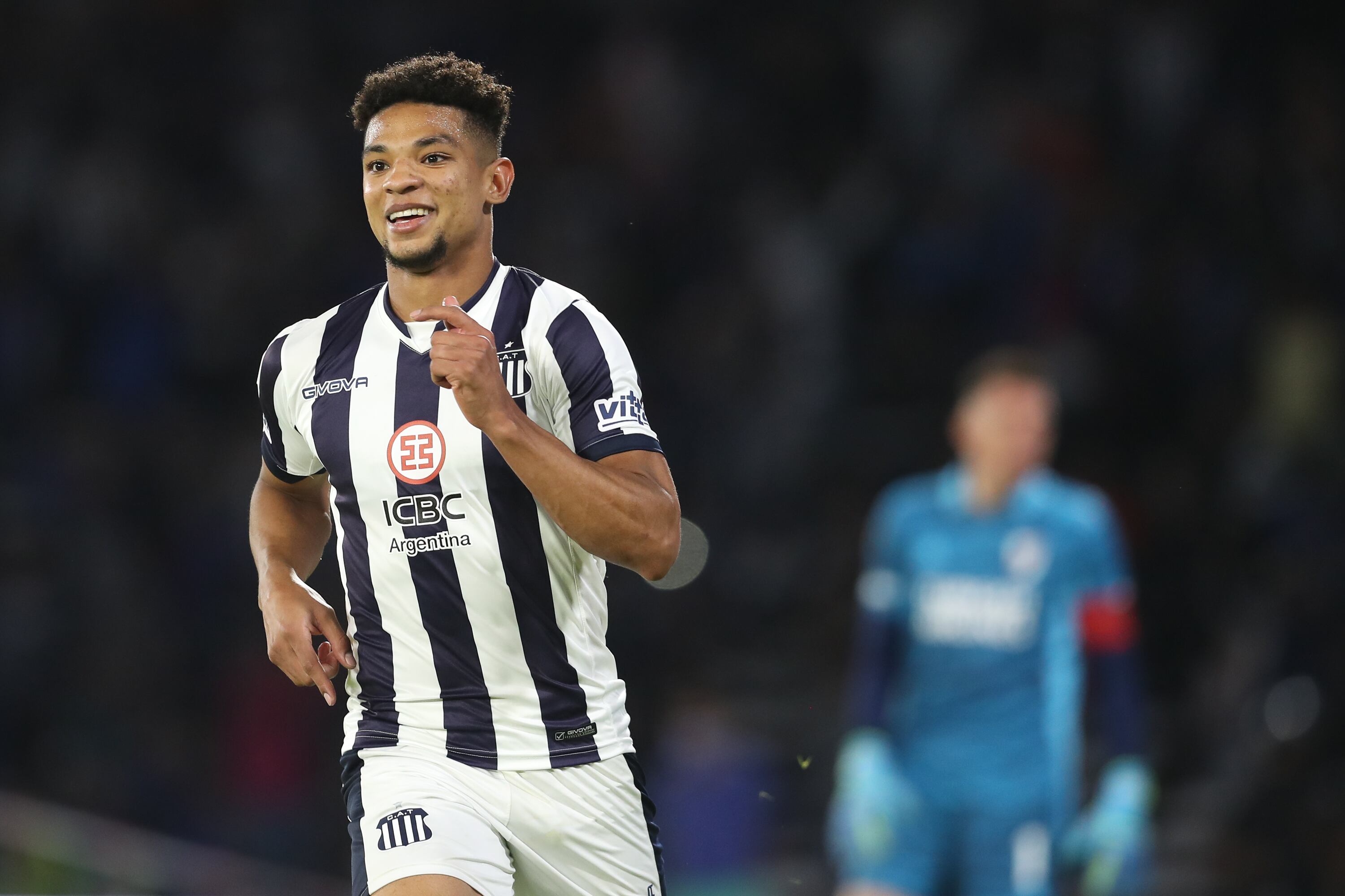 El colombiano anotó el único tanto de su equipo sobre River.