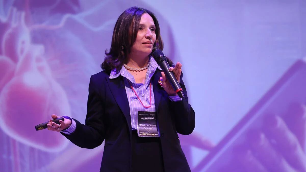 Esta ponencia estuvo diseñada para proporcionar a los líderes y profesionales de RR.HH. las herramientas y conocimientos necesarios para liderar estas transformaciones dentro de sus organizaciones.