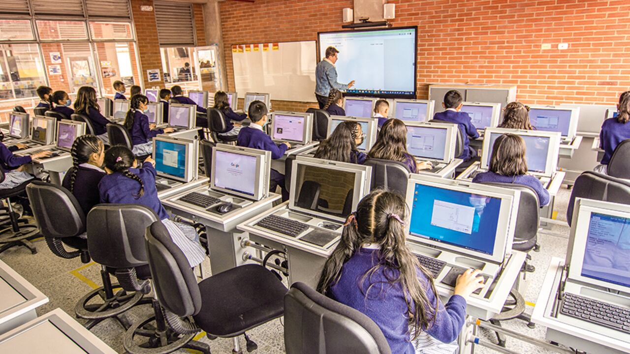 Hay más de 400 investigaciones abiertas por falsos títulos. De estas, 40 ya se han convertido en procesos disciplinarios formales.