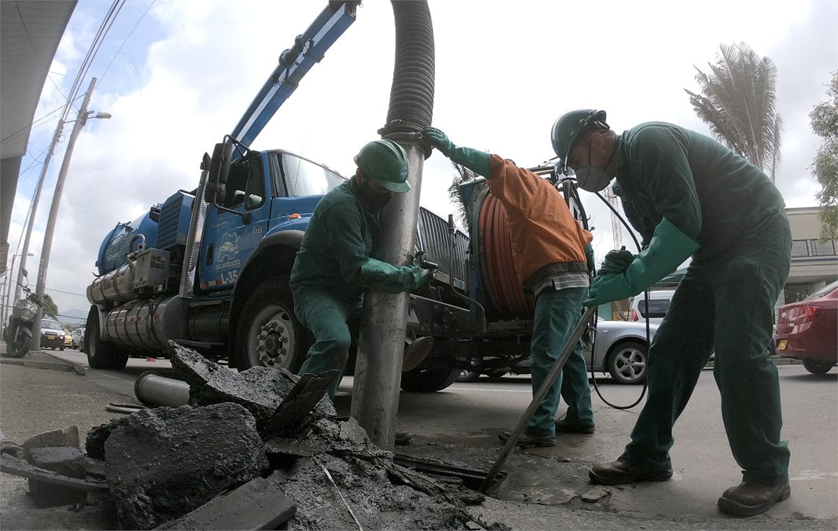 Cortes de agua en Bogotá 1 de junio, tenga en cuenta los barrios que no tendrán acceso al servicio durante el día