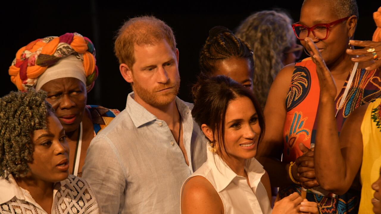 Visita del príncipe Harry y Meghan Markle a Cali, en el teatro Municipal