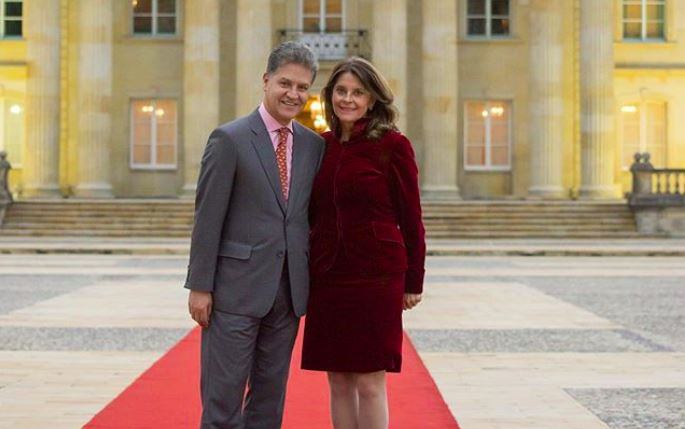 Vicepresidenta Marta Lucía Ramírez contagió de coronavirus a su esposo, Álvaro Rincón