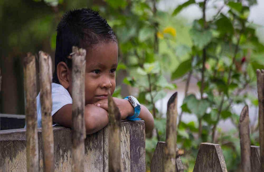 Algunas comunidades indígenas en Colombia ya diseñaron protocolos para el regreso a clases. Comunidad de Macedonia, Amazonas. // Jorge Iván Vásquez.