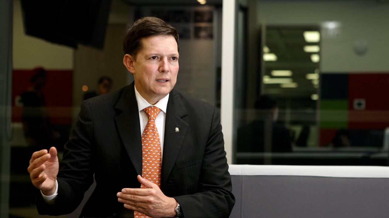 WILSON RUIZ
PRESIDENTE DEL CONSEJO SUPERIOR DE LA JURICATURA
BOGOTA 12 FEBRERO 2015