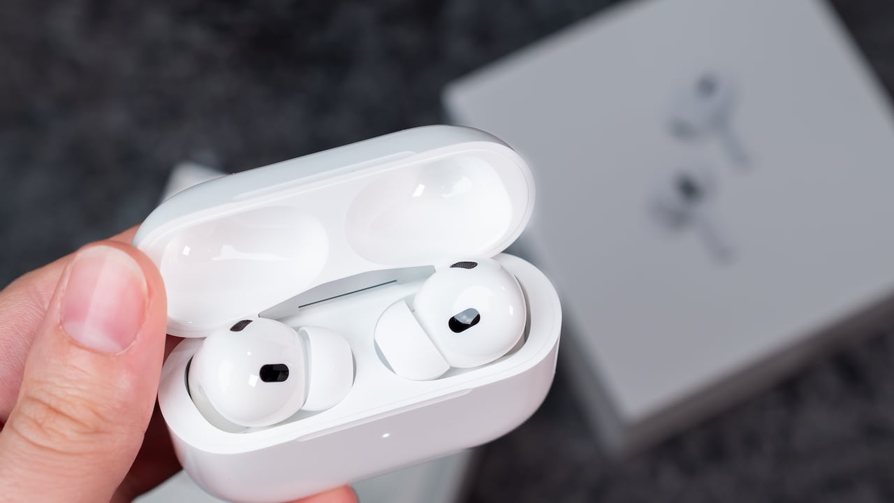 Las falsificaciones están a la orden del día en productos tecnológicos como los AirPods.