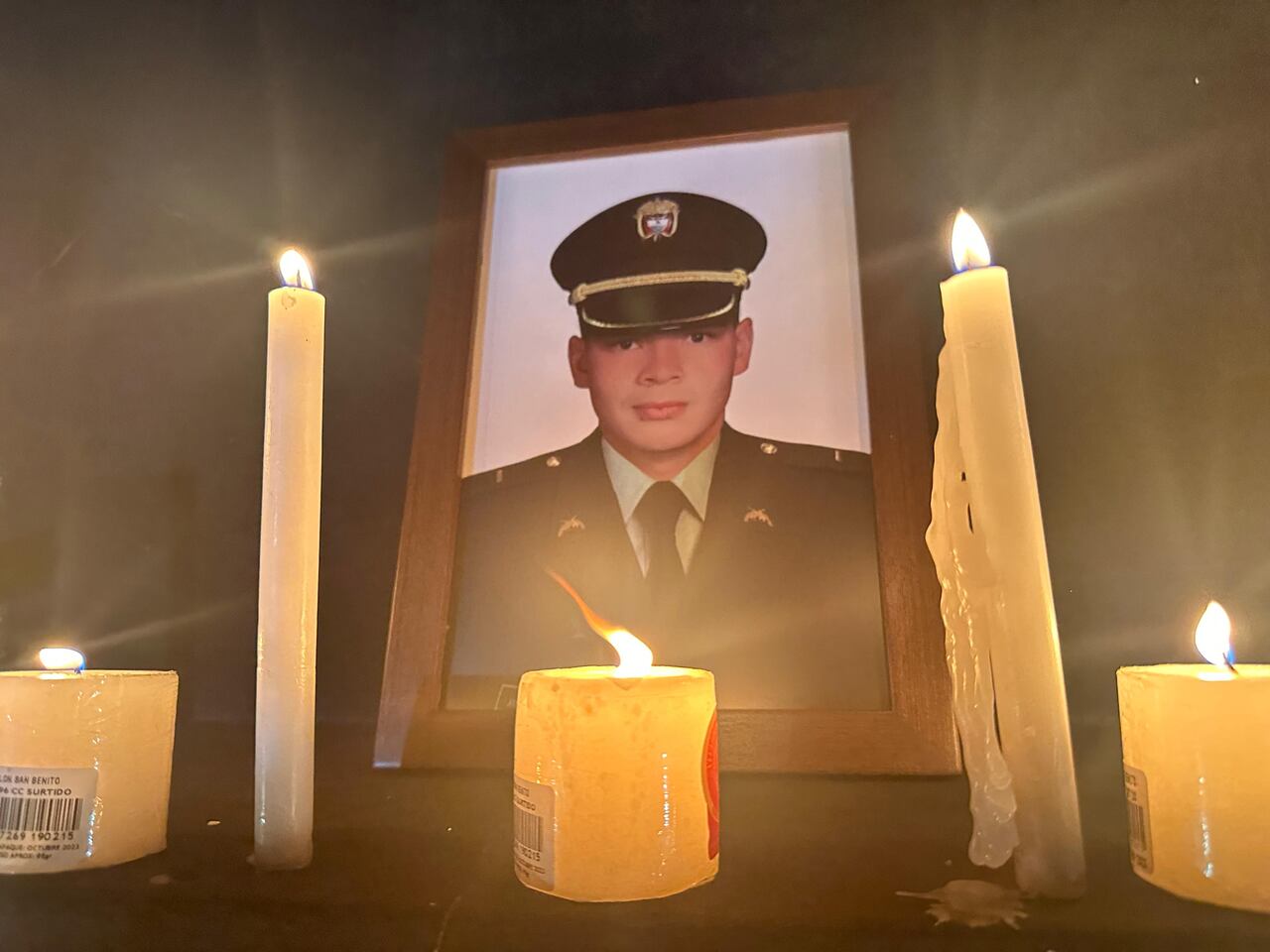 Esta es la historia de Hund y el subteniente Anderson Gómez.