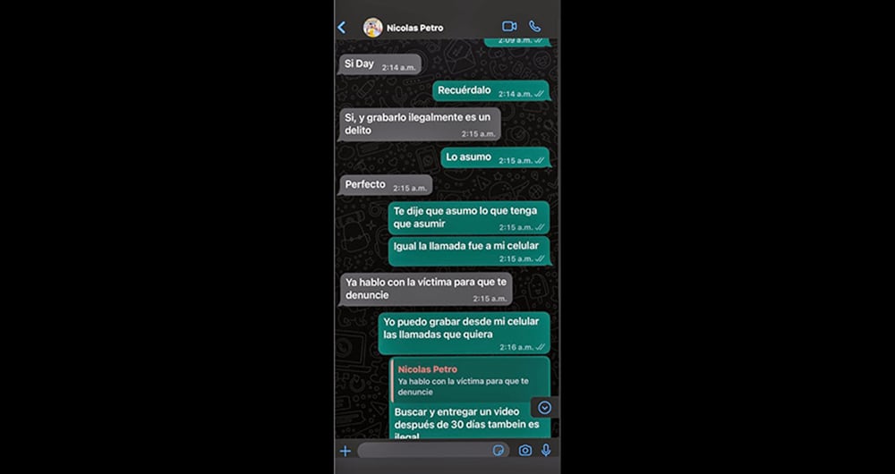   Los chats entre la expareja de esposos ponen sobre la mesa la posibilidad de una millonaria y oscura entrega de dinero.