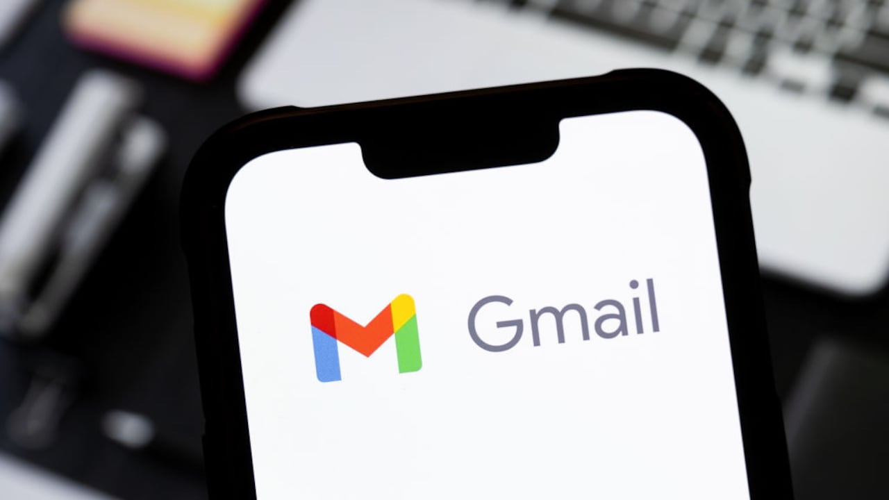 Google extiende las etiquetas de Gmail a Android y añade resúmenes de audio con IA para Google Docs.