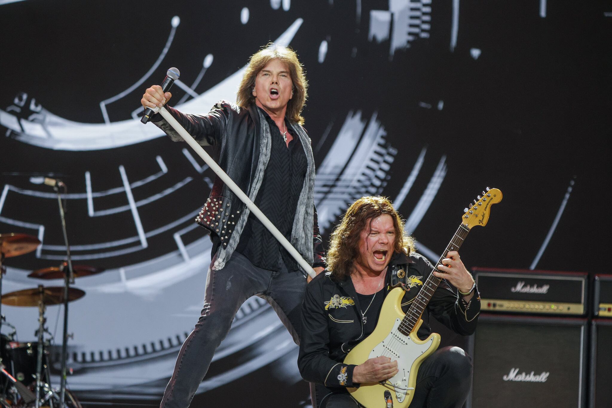 Rolf Magnus Joakim Larsson, conocido como Joey Tempest, líder de Europe, cantó esos temas que la gente quería escuchar y tanto más.